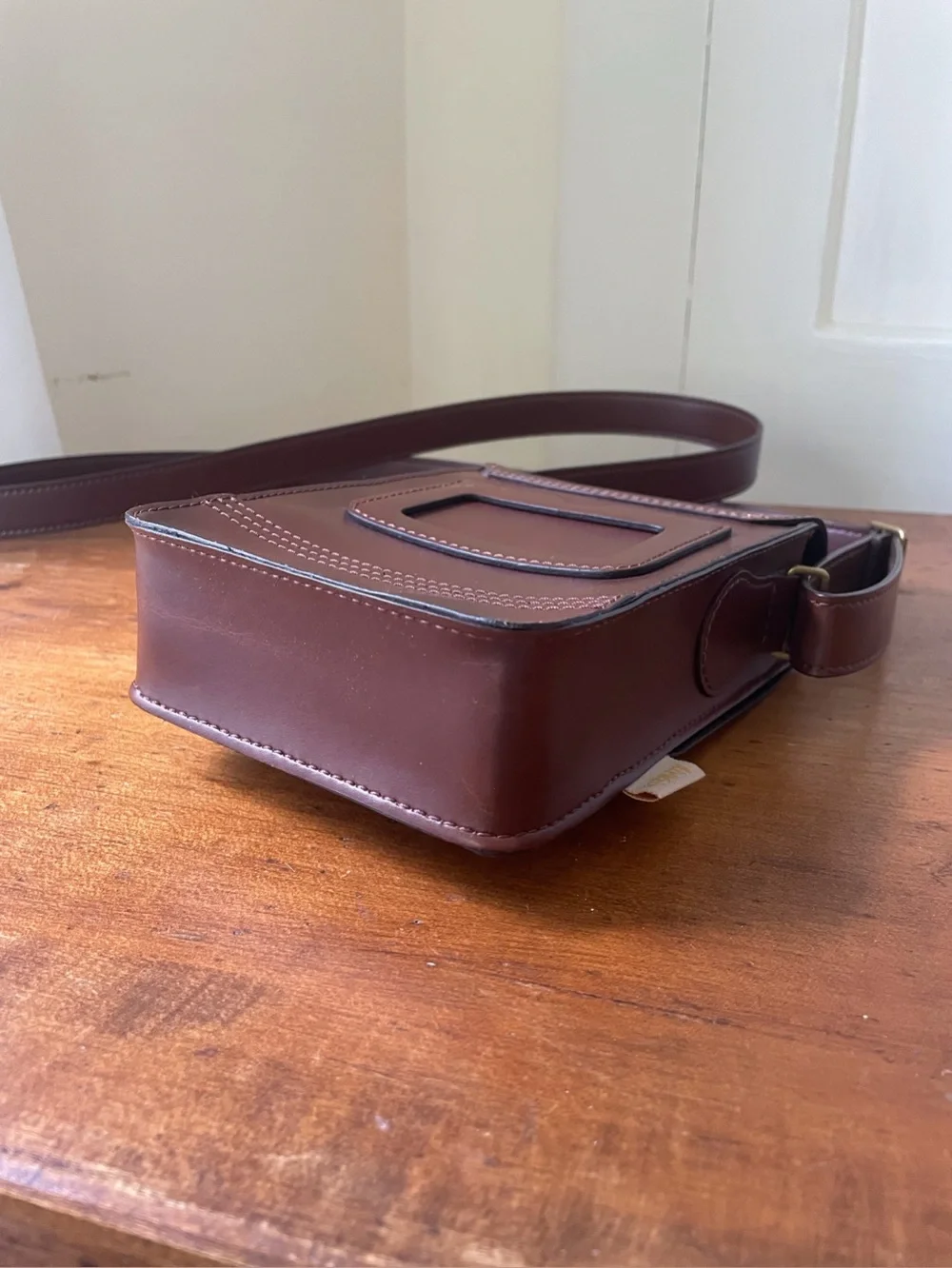 Dr Martens Vegan Norfolk Crossbody Bag Tan Brown Messenger Reporter Phone Pouch